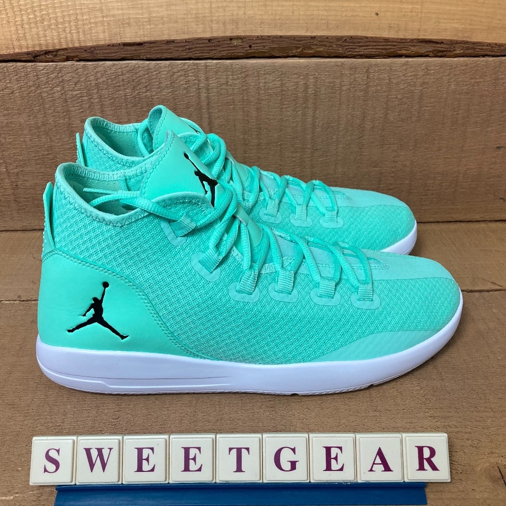 Jordan Reveal 'Green Glow' SAMPLE RAREColorway - Picture 2 of 14